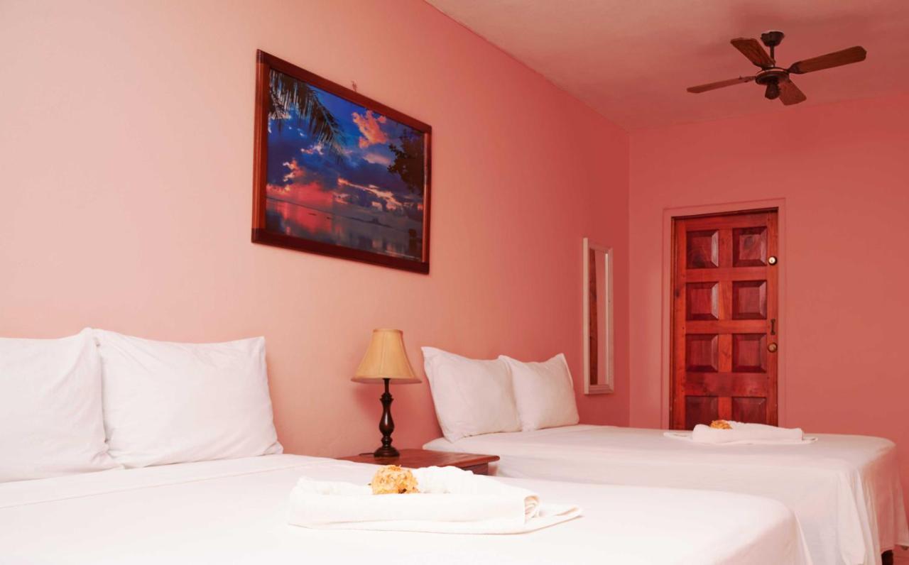 Yellow Bird Sea Negril Luaran gambar