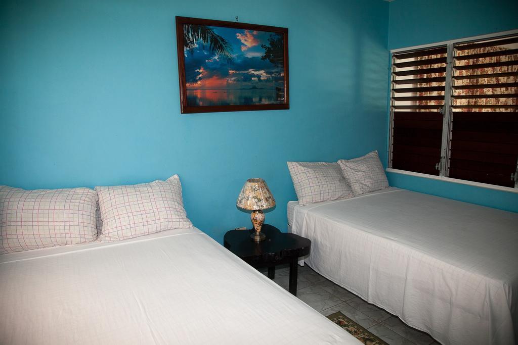 Yellow Bird Sea Negril Luaran gambar
